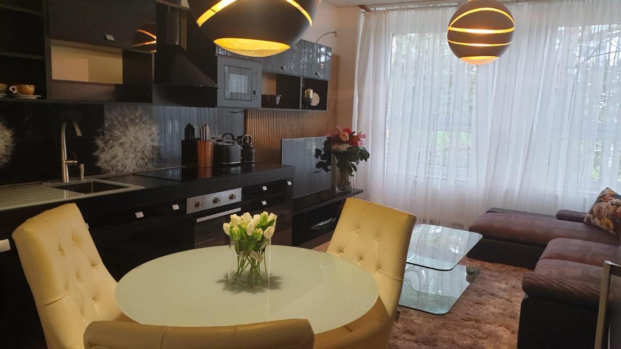Kvetinovy Apartman A3B V Chomutove Екстериор снимка